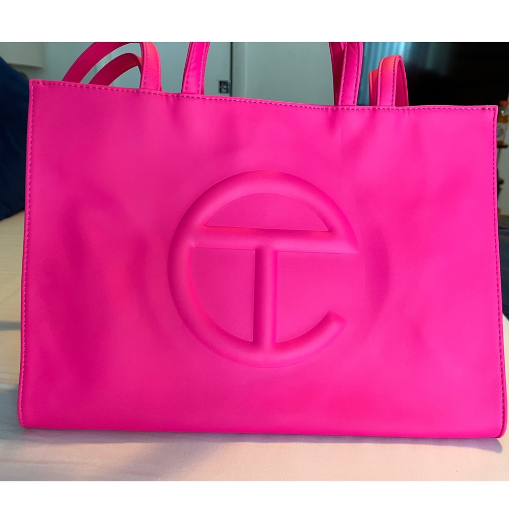 💖 Telfar Medium Shopping Bag in Azalea New 💖